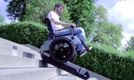 휠체어이동보조기기